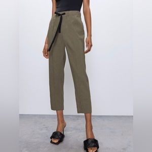 Aritzia Babaton Day Linen Errol Cropped Pants in Morel